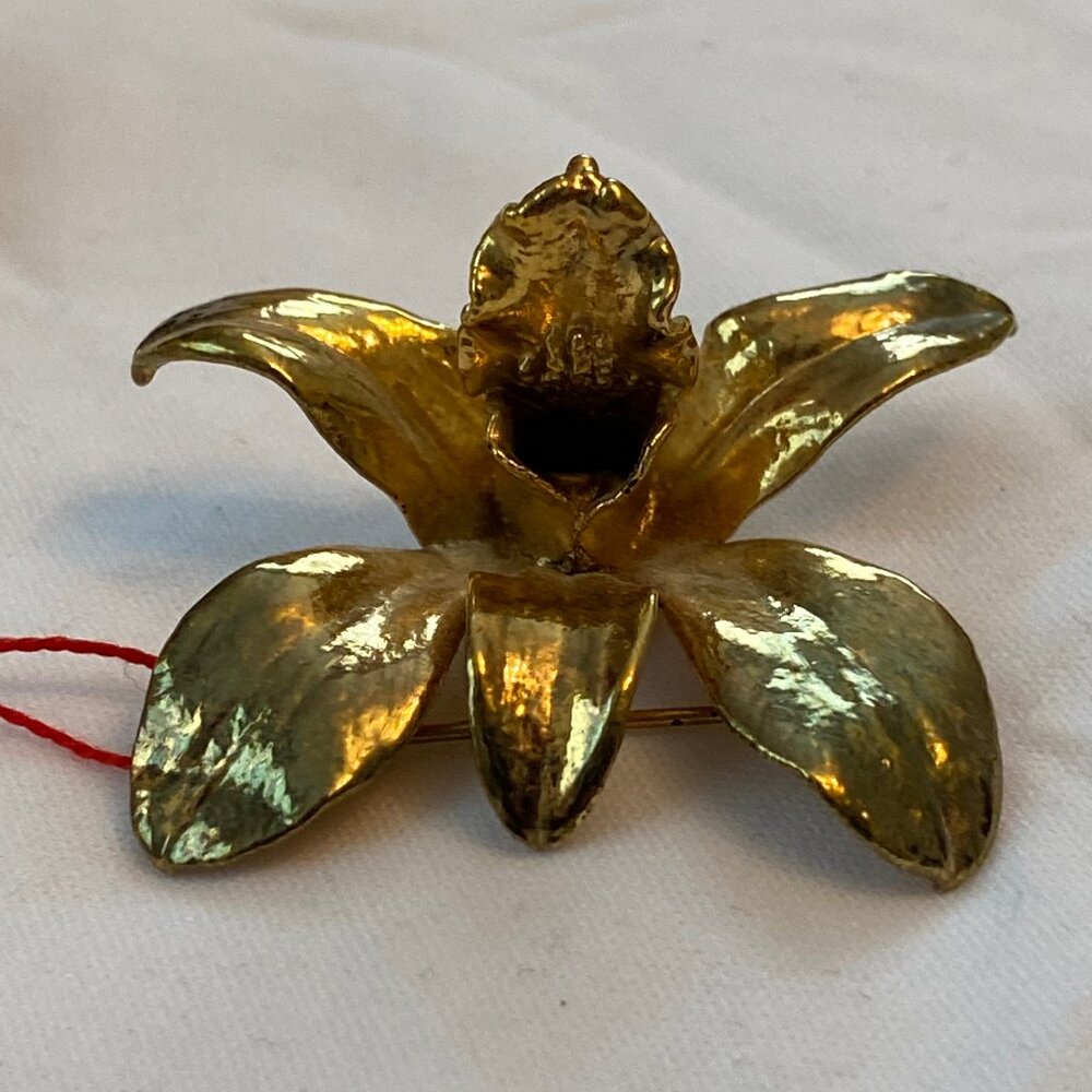 RISIS Gold-Colored Orchid With Plated Metal Brooch